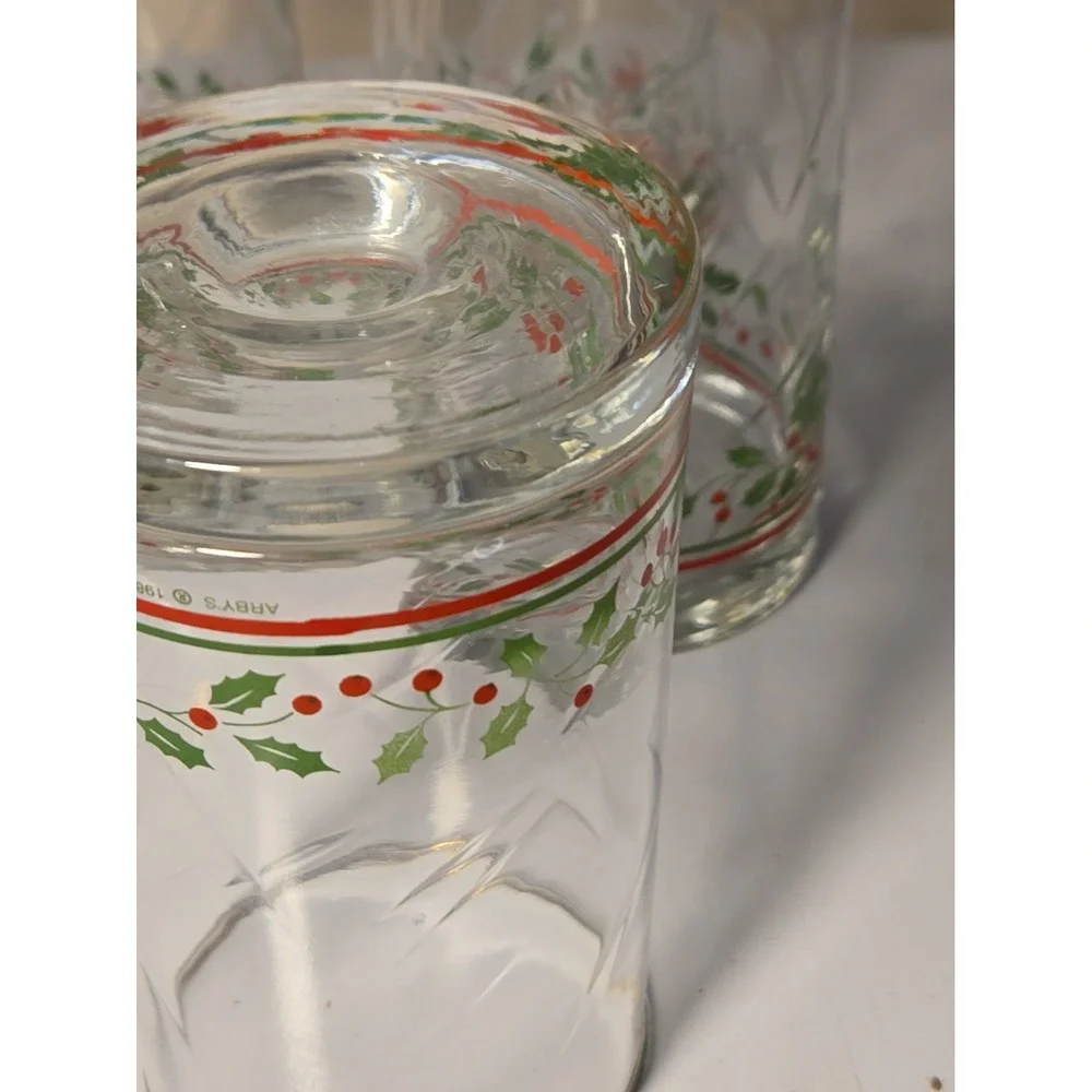 Vtg Glass HOLLY BERRY Christmas Drinking Glasses Tumblers Set of 4